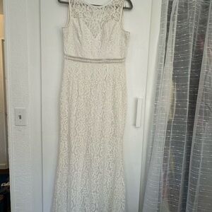 Lulu’s Elegant Lace Sleeveless White Dress